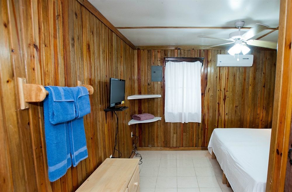 Pedro'S Hotel & Inn San Pedro  Buitenkant foto