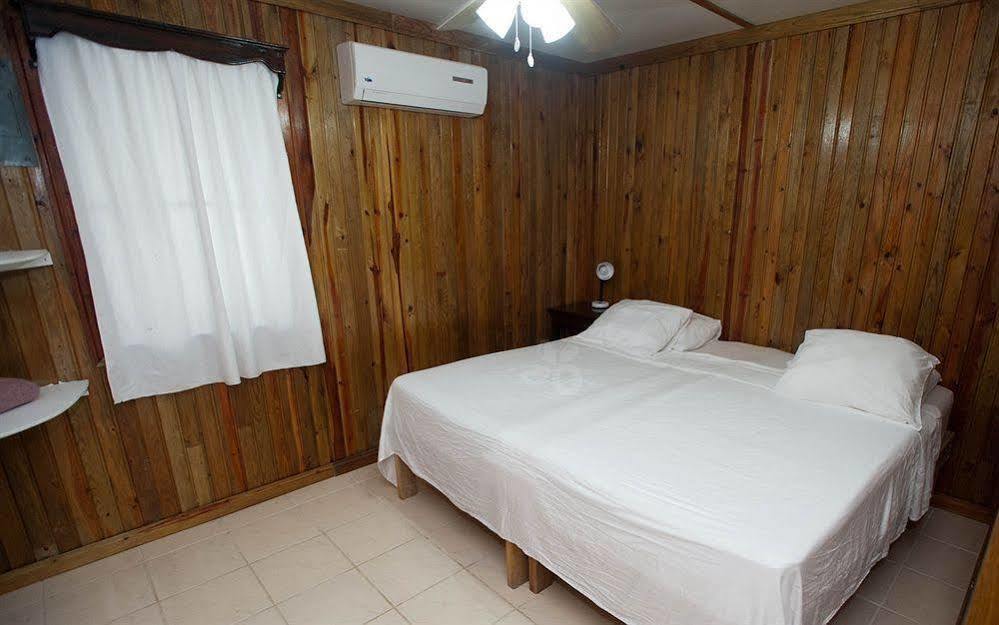 Pedro'S Hotel & Inn San Pedro  Buitenkant foto